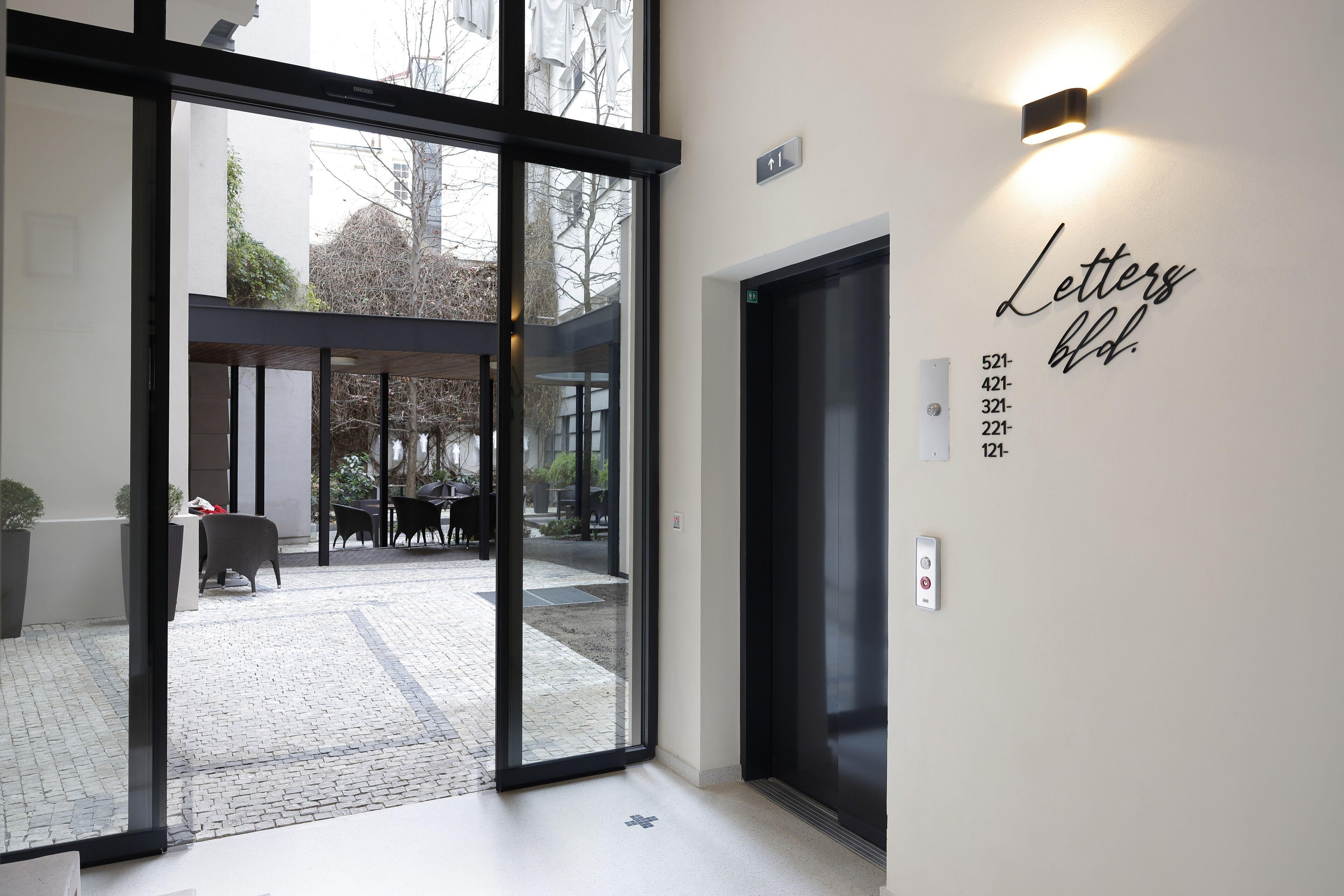Three Crowns Hotel — Photos 1